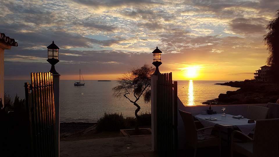 Hostal Restaurante Playa Colonia de Sant Jordi Eksteriør bilde